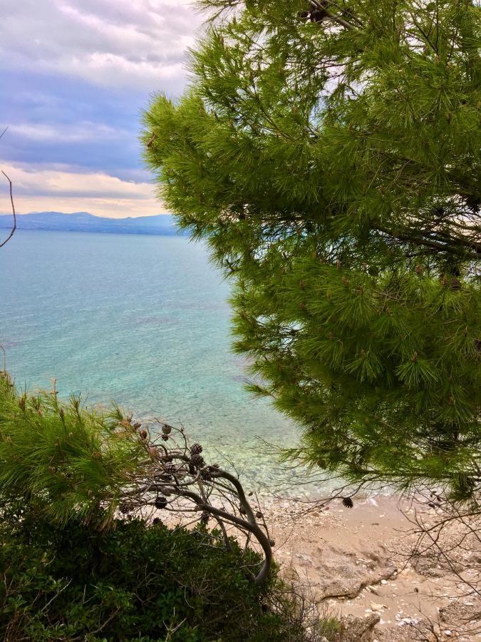 Studio On The Beach ルートラキ エクステリア 写真